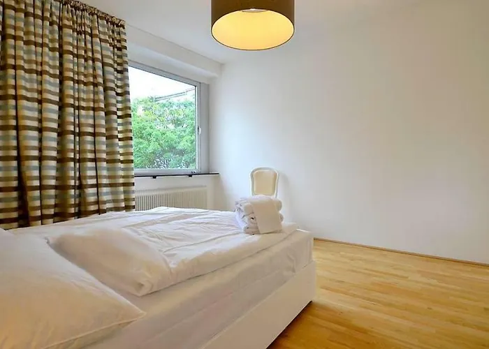 Hotel apartamentowy Residence, Naschmarkt - Karlsplatz 4*