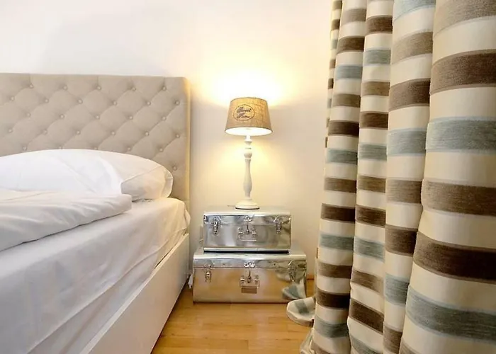 Hotel apartamentowy Residence, Naschmarkt - Karlsplatz 4*