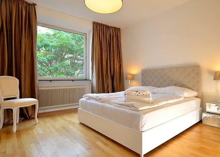 Residence, Naschmarkt - Karlsplatz 4*